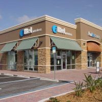 fedex-kinko's-side-view